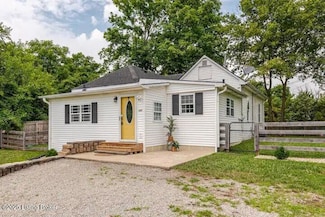 660 Kidwell Ln, La Grange, KY 40031