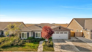 1829 Softwind Dr, Tulare, CA 93274