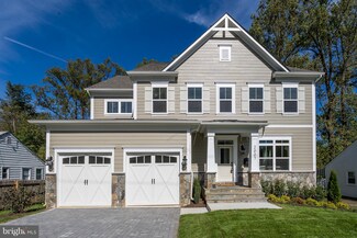 2007 Cherri Dr, Falls Church, VA 22043