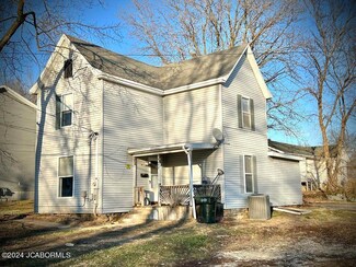 702 Grand Ave, Fulton, MO 65251