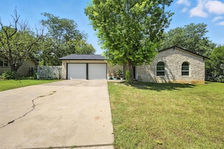1400 Meadows Dr, Round Rock, TX 78681