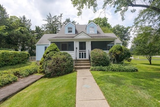 115 Shirley Ave, Fishkill, NY 12524