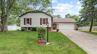 2151 Diamond St NE, Canton, OH 44721
