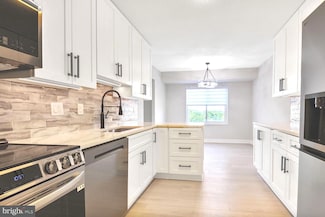 8360 Greensboro Dr Unit 818, McLean, VA 22102