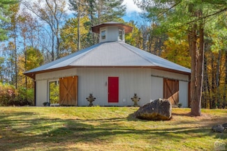 401 Collins Street Stop 11, Hillsdale, NY 12529