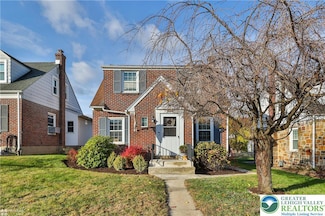 530 Lechauwecki Ave, Fountain Hill, PA 18015