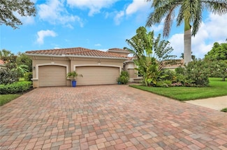 2045 Mandarin Ln, Naples, FL 34120