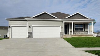 2814 Brook View Dr, Pleasant Hill, IA 50327