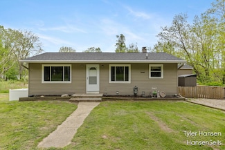 6410 Northland Dr NE, Rockford, MI 49341