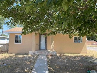 1002 W Ray Ave, Artesia, NM 88210