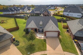 336 E 126th St S, Jenks, OK 74037