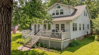 209 Park Ave W, Hackensack, MN 56452