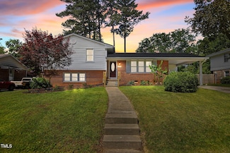 3501 Arrowwood Dr, Raleigh, NC 27604