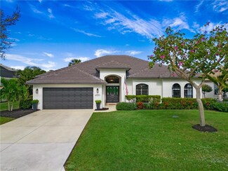 6550 Chestnut Cir, Naples, FL 34109