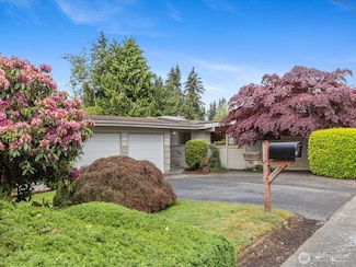 8711 Bowdoin Way, Edmonds, WA 98026