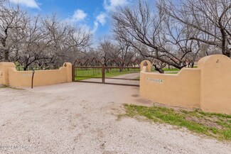 10553 E Speedway Blvd, Tucson, AZ 85748