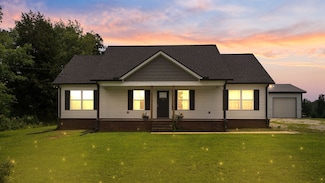 1072 Dugout Rd, Summertown, TN 38483