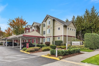13000 Admiralty Way Unit L104, Everett, WA 98204