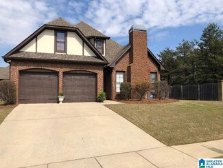 2434 Abbeyglen Cir, Birmingham, AL 35226