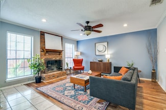 720 Champion Ct, Garland, TX 75043