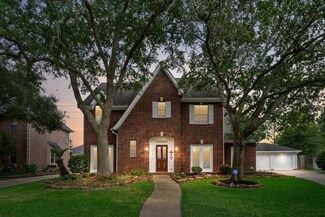 19723 Whitewind Dr, Houston, TX 77094