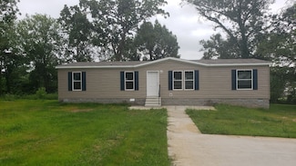 215 Illinois Ave, Oak Grove, KY 42262