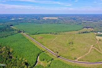 4093 Nc Highway 42, Goldston, NC 27252