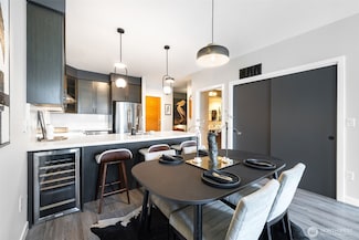 1760 NW 56th St Unit 623, Seattle, WA 98107