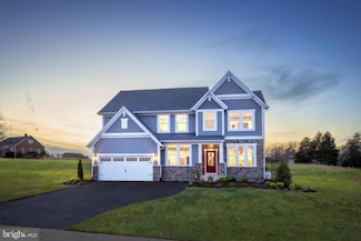 638 Collingwood Dr, Fredericksburg, VA 22405