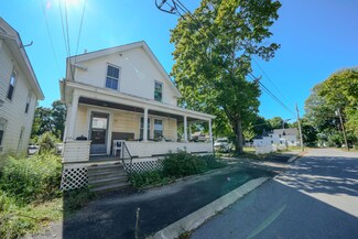 35 Getchell St, Brewer, ME 04412