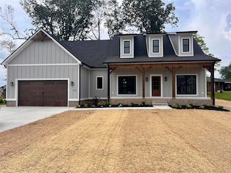 710 Rolling Road Dr, Franklin, KY 42134