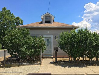 156 Bray Ave, North Middletown, NJ 07748