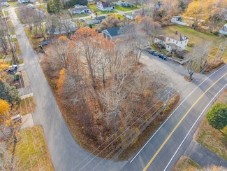 189 Eldridge Rd, Wells, ME 04090