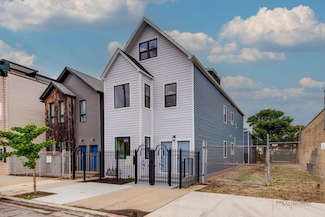 1746 N California Ave Unit 1, Chicago, IL 60647