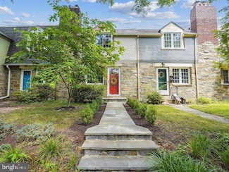 705 Avon Place, Alexandria, VA 22314