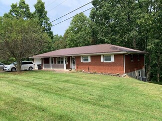 4227 Marsh Hill Dr, Catlettsburg, KY 41129