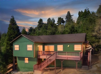 23903 Skyland Dr, Crestline, CA 92325