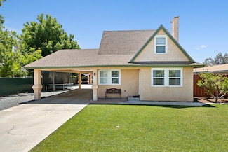 107 E Mountain View Ave, Porterville, CA 93257
