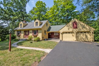 841 S Curtis St, Meriden, CT 06450