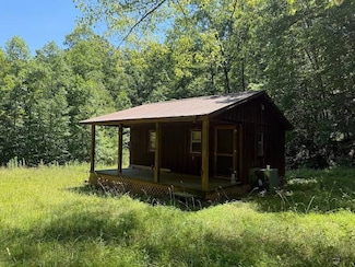 2275 Skull Bone Tower Rd, Stearns, KY 42647