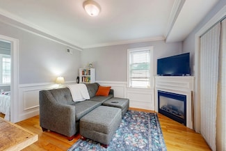 120 D St Unit 3, Boston, MA 02127