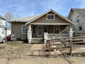 327 S 11th St, Salina, KS 67401