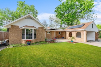 2126 Hedgerow St, Arlington, TX 76010