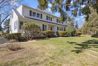 15 Coles Ln, Plymouth, MA 02360
