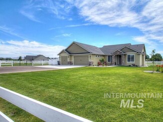 5841 Waterview Ln, Marsing, ID 83639