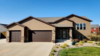 3009 14th Ave SE, Mandan, ND 58554