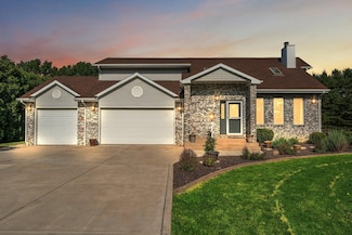 106 N 500 W, Valparaiso, IN 46385