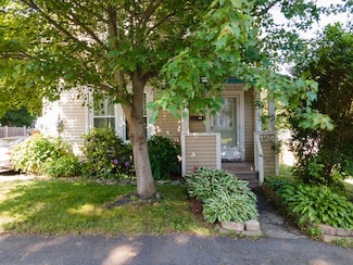 124 Palm St, Bangor, ME 04401