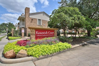 10615 Briar Forest Dr Unit 402, Houston, TX 77042