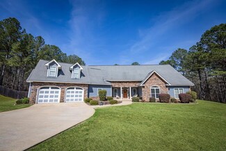 323 Voorhees Rd E, Hamilton, GA 31811